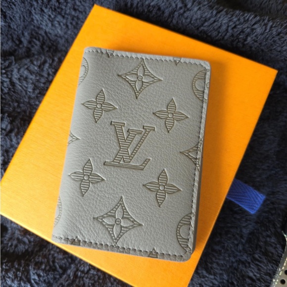 Louis Vuitton Charcoal Monogram Key & Card Holder - Picture 1 of 2